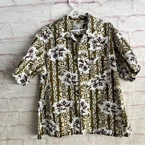 Chubby Wood embroidered logo pocket Men's Hawaiian Floral Shirt Golf Beach VTG